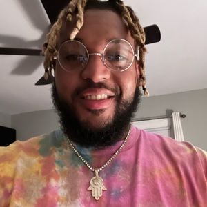 Meet your Posher, Christopher